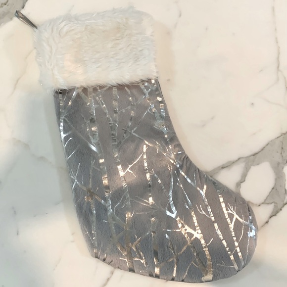 Silver Stocking with White Fur - Picture 1 of 5